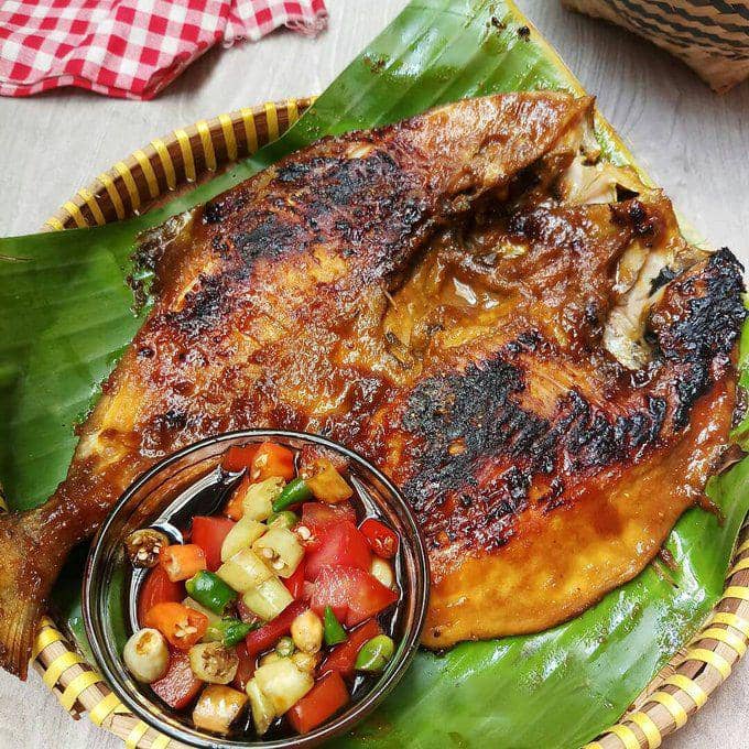 Warung Via's Secret: Grilled Fish That Brings You Back to Cilacap